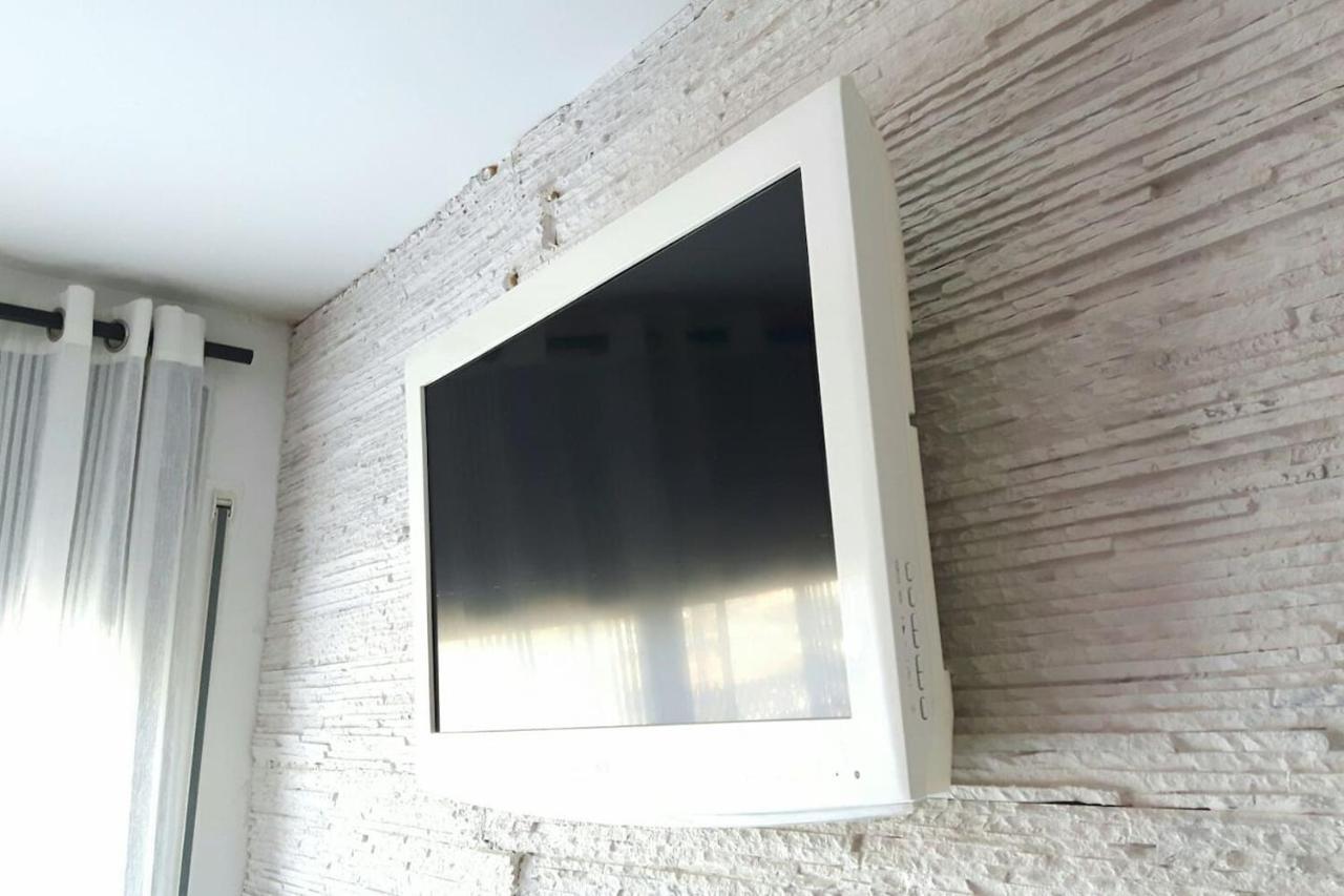 Apartamento En Blanes Con Piscina Y Parking Exterior foto