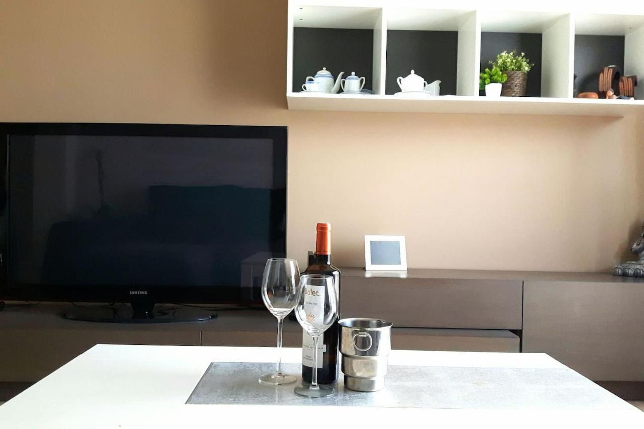 Apartamento En Blanes Con Piscina Y Parking Exterior foto